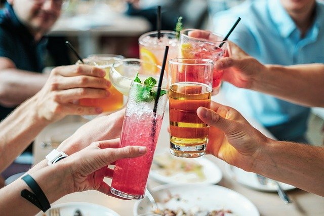 ile trwa oczyszczanie organizmu z alkoholu